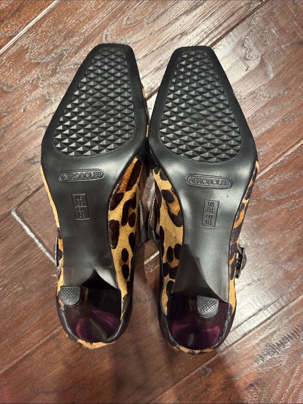 AEROSOLES Leopard Print Pumps with Black Straps - Picture 7 of 7